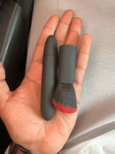 PinVrib — Vibratore travestito da pennello da trucco, 10 modalità