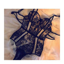 Madame — Body intero in pizzo elastico con scollatura profonda